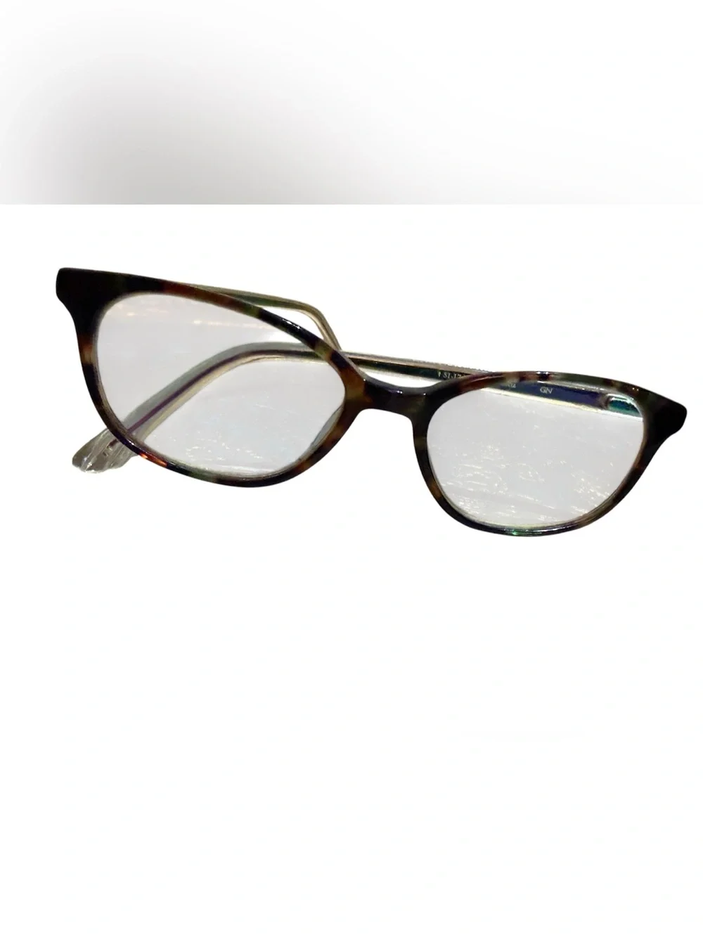DANA BUCHMAN Anicia Reading glasses Model 51-17-137 Frames - Classic Style